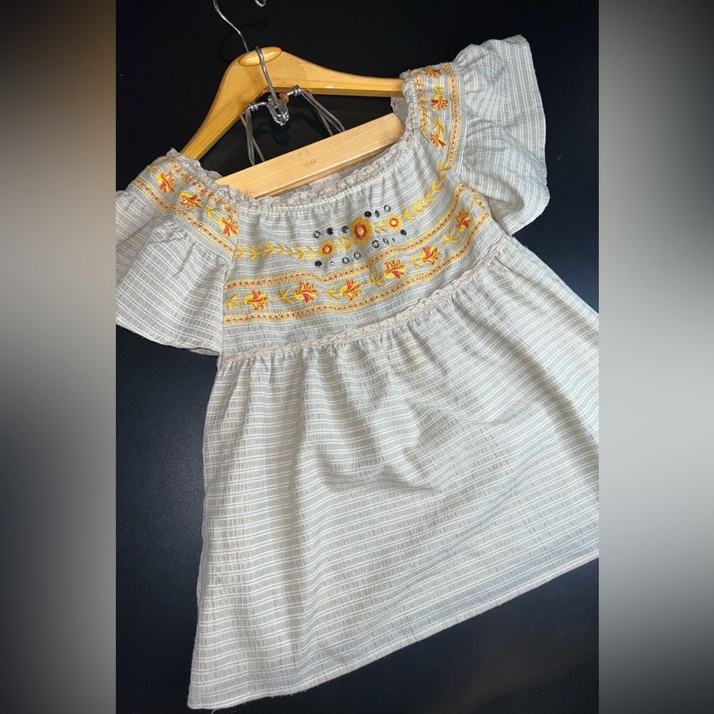 Altar’d State Striped Embroidered Boho Peasant Style Top Size Small EUC